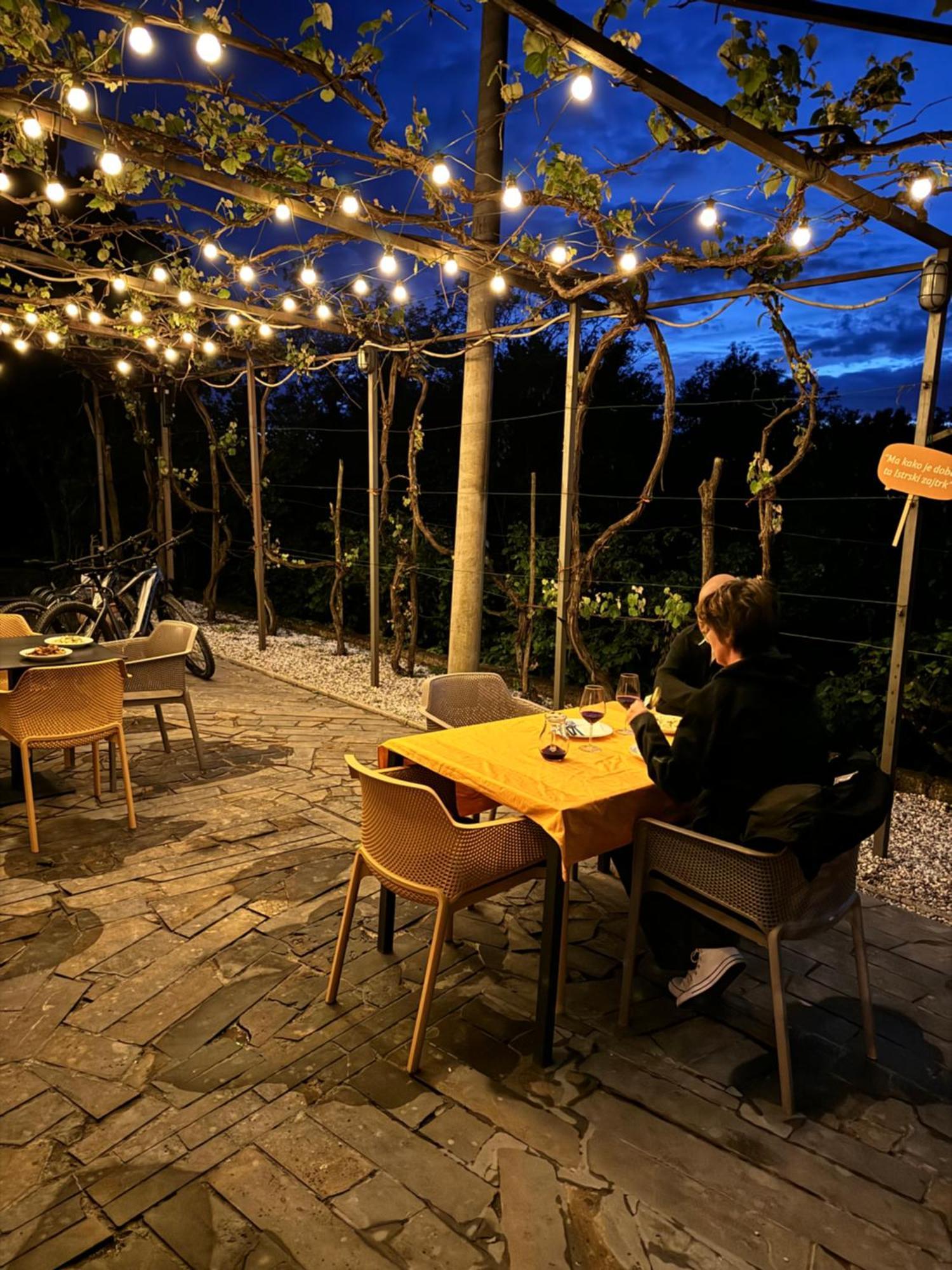 Glamping Green Istria Tiny Houses Truske Luaran gambar