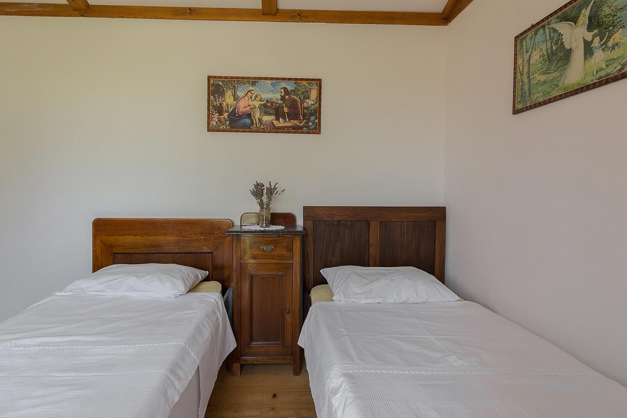 Glamping Green Istria Tiny Houses Truske Luaran gambar